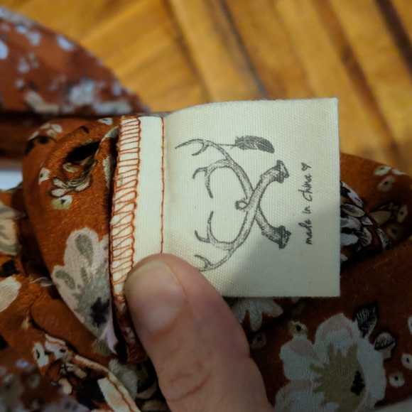 Spell Gypsy Dancer Top in Maple - Picture 4 of 5